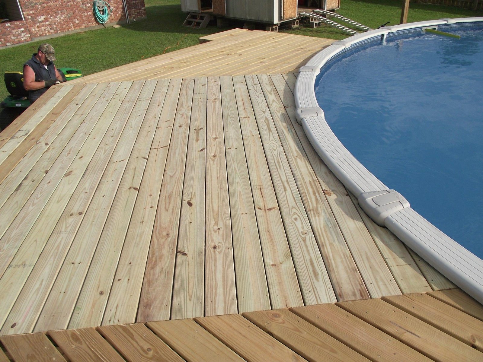 Pool deck